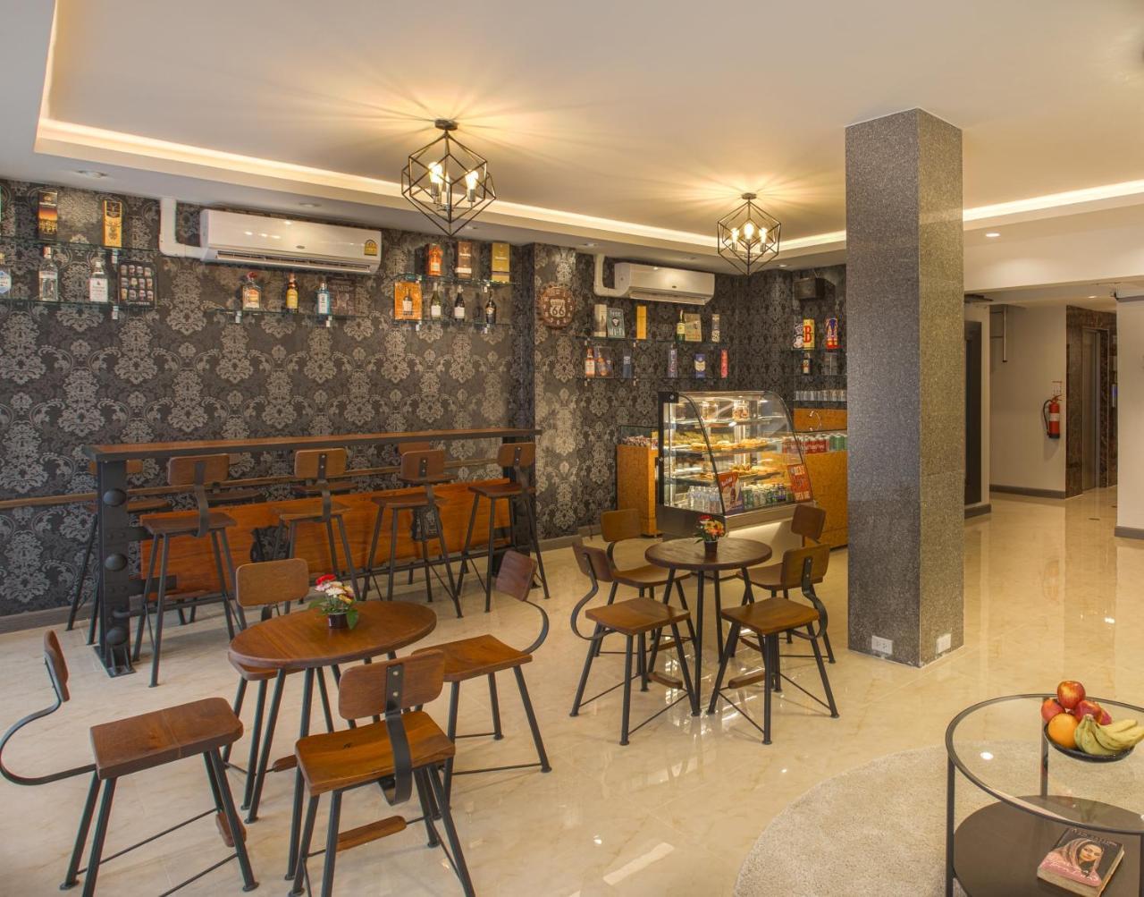 V One Pride-Sukhumvit 22, Bangkok Hotel Екстериор снимка